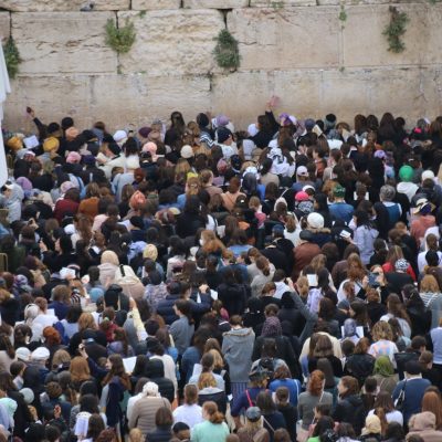 WOMEN AND DAVENING – RAV PAM ZT”L AND RAV YAAKOV ZT”L